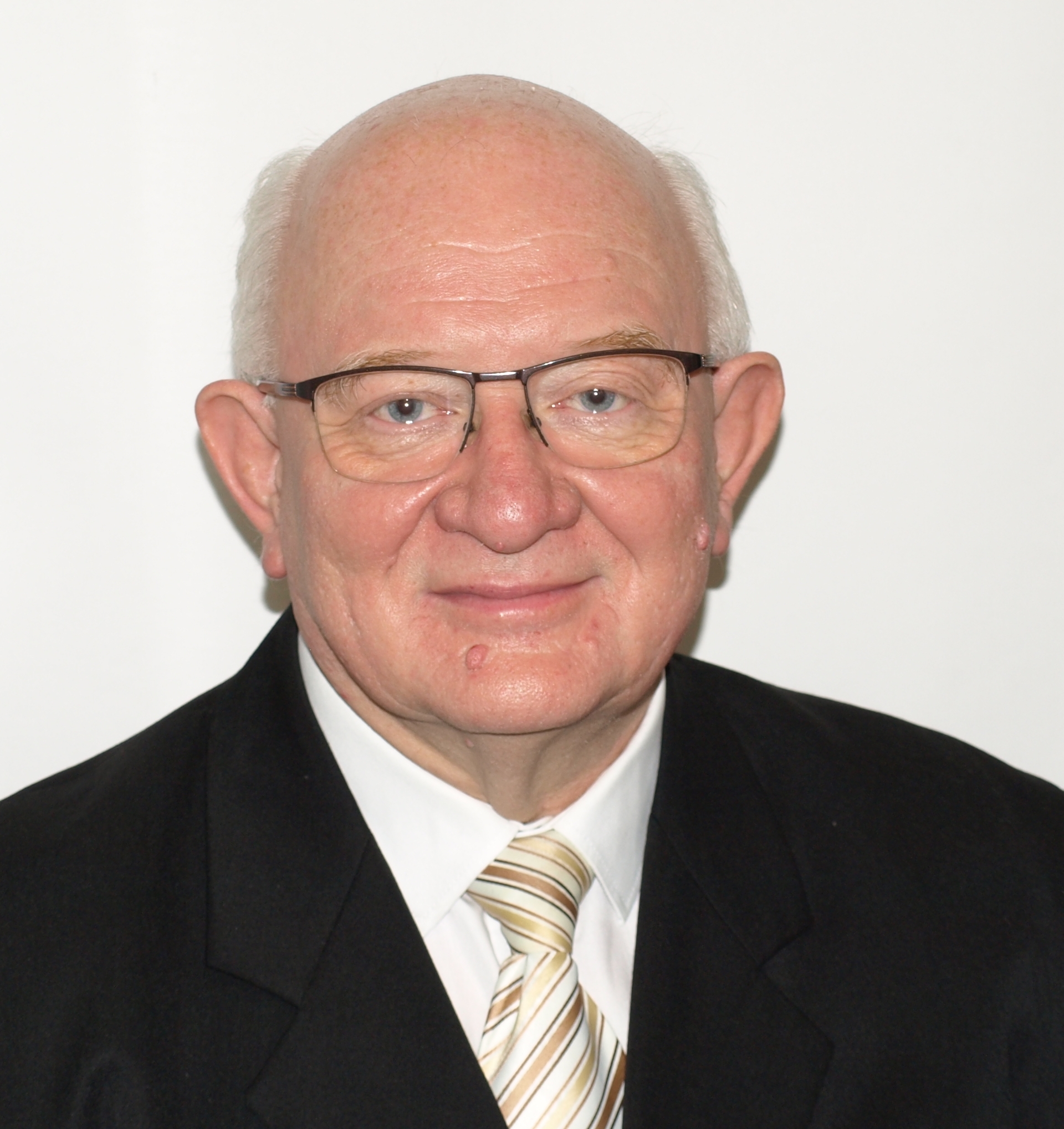 Prof István Pócsi